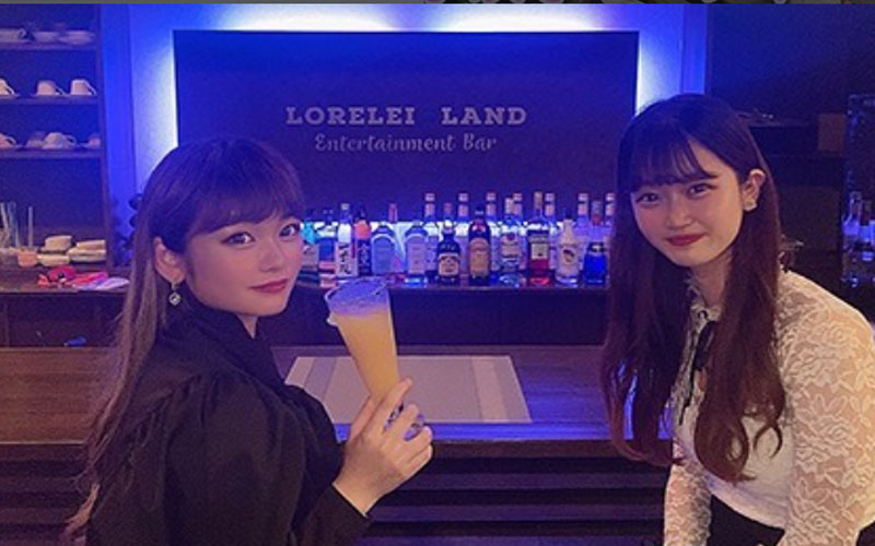 バンデのカウンターで野茂可愛い女の子